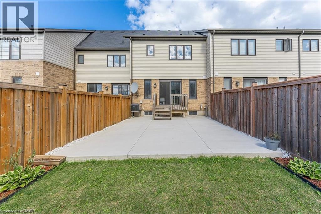 94 Crafter Crescent, Stoney Creek, Ontario  L8J 0H7 - Photo 17 - 40873336