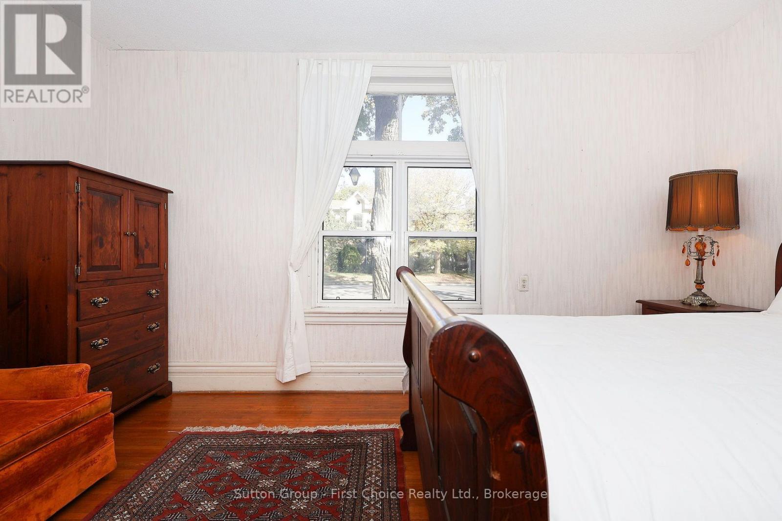 257 Ontario Street, Stratford, Ontario  N5A 3H6 - Photo 11 - X14106810