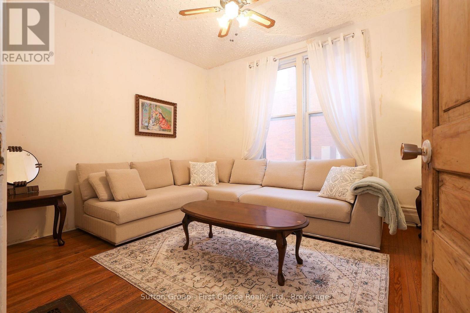 257 Ontario Street, Stratford, Ontario  N5A 3H6 - Photo 14 - X14106810