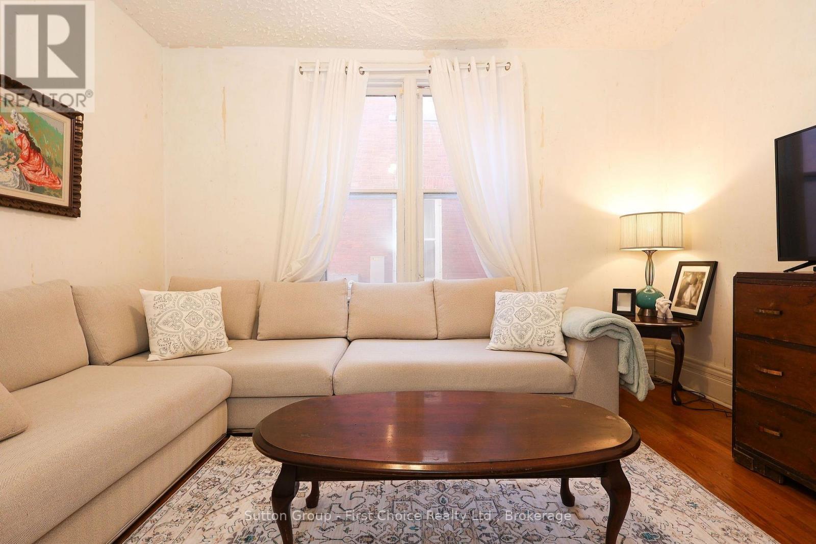 257 Ontario Street, Stratford, Ontario  N5A 3H6 - Photo 15 - X14106810