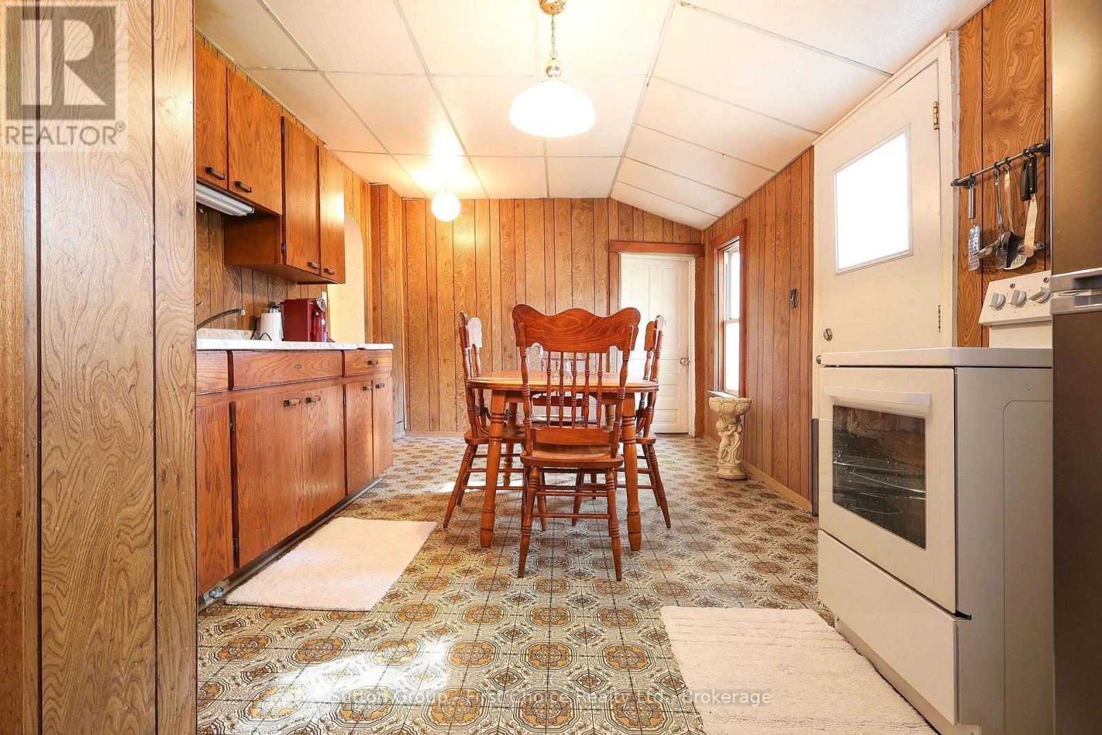 257 Ontario Street, Stratford, Ontario  N5A 3H6 - Photo 24 - X14106810