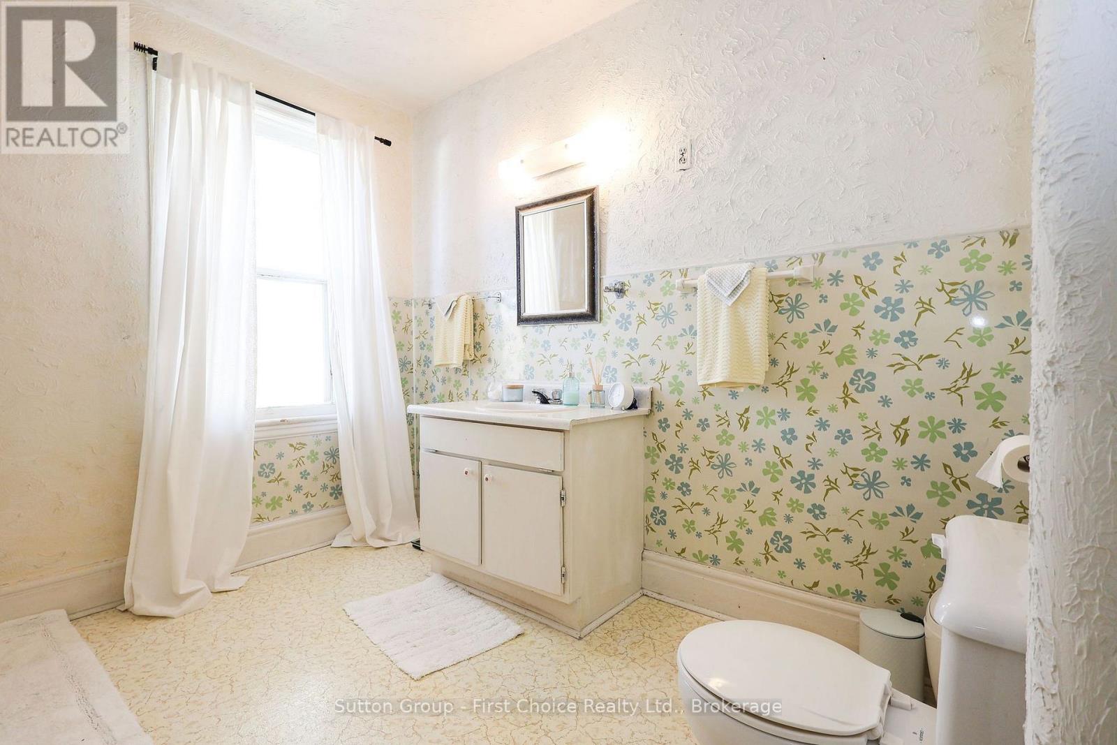 257 Ontario Street, Stratford, Ontario  N5A 3H6 - Photo 27 - X14106810