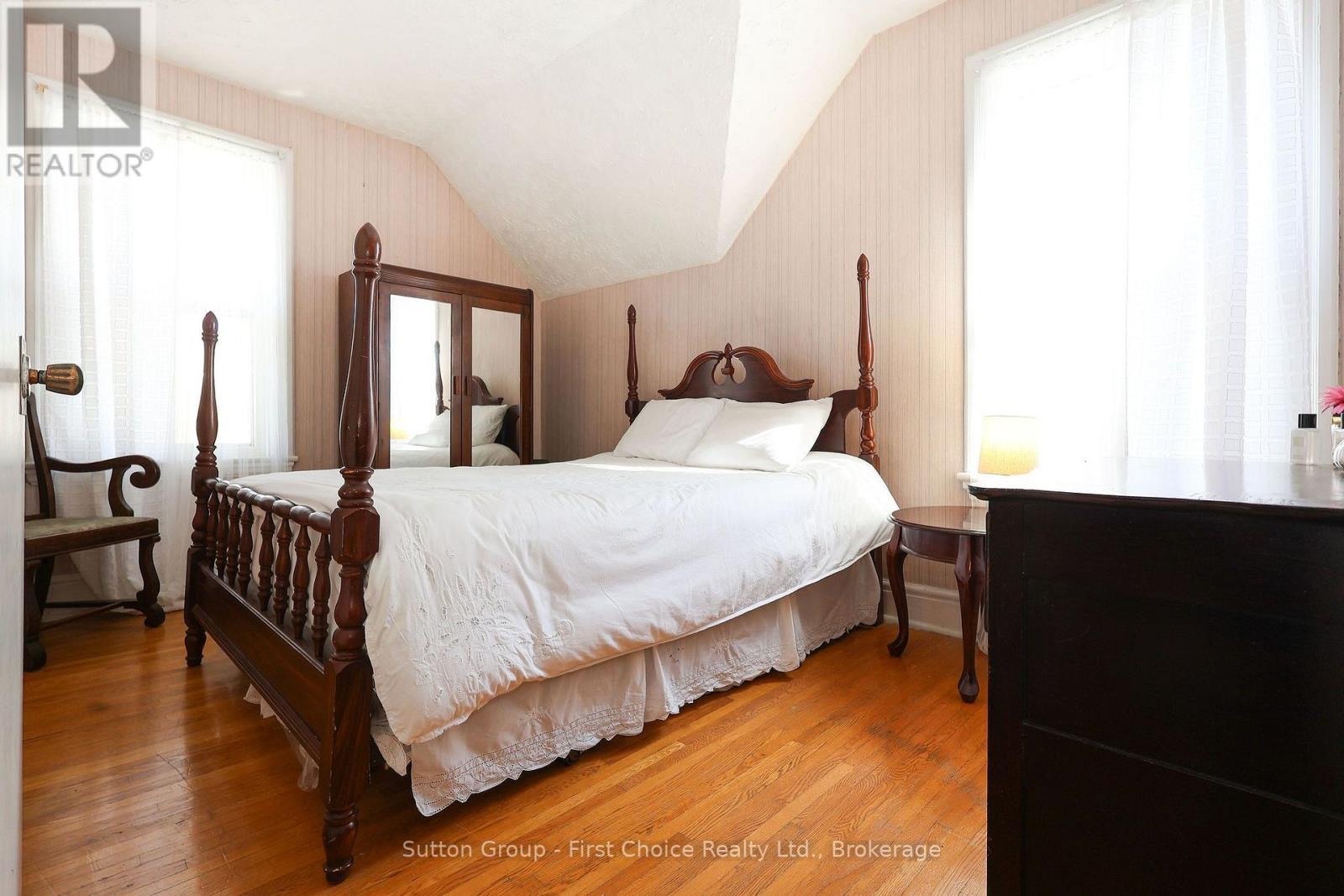 257 Ontario Street, Stratford, Ontario  N5A 3H6 - Photo 34 - X14106810