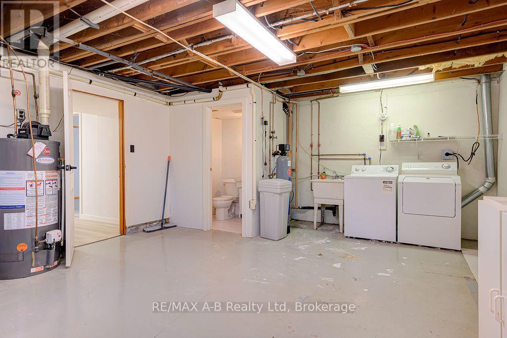 118 Feick Crescent, Stratford, Ontario  N5A 5X2 - Photo 35 - X14107004