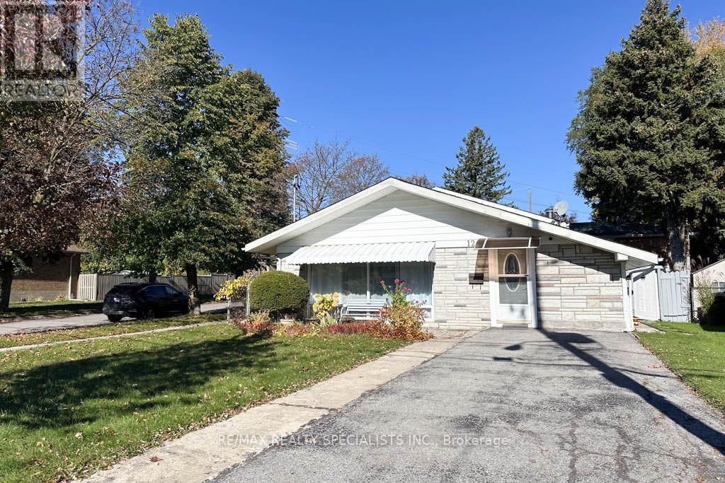 124 ROEBUCK DRIVE, Toronto, Ontario