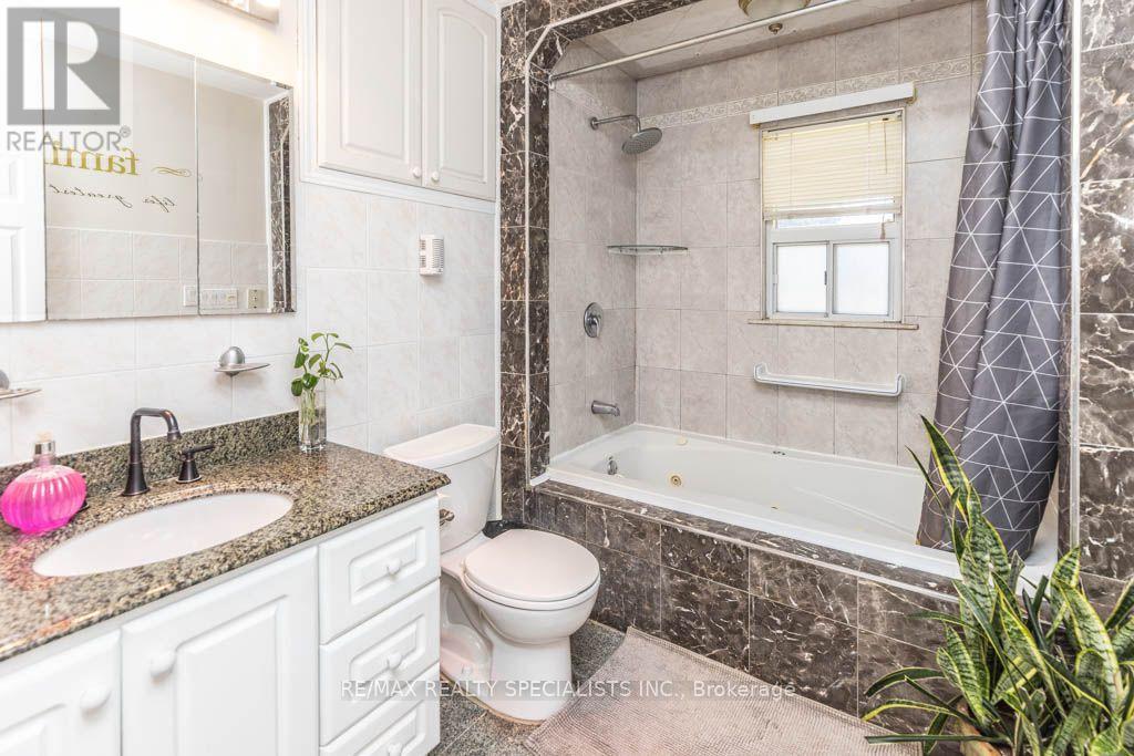 124 Roebuck Drive, Toronto, Ontario  M1K 2H8 - Photo 16 - E14107012