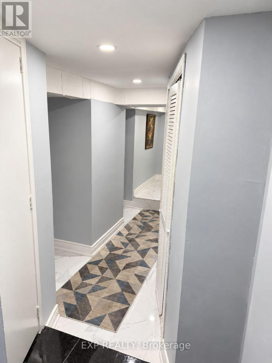 411 Coxwell Avenue, Toronto, Ontario  M4L 3B9 - Photo 6 - E14107116