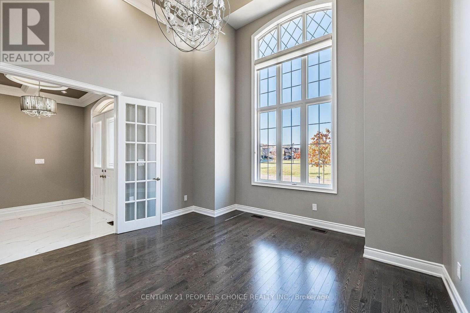 27 Leo Austin Road, Brampton, Ontario  L6P 4C4 - Photo 5 - W14105518