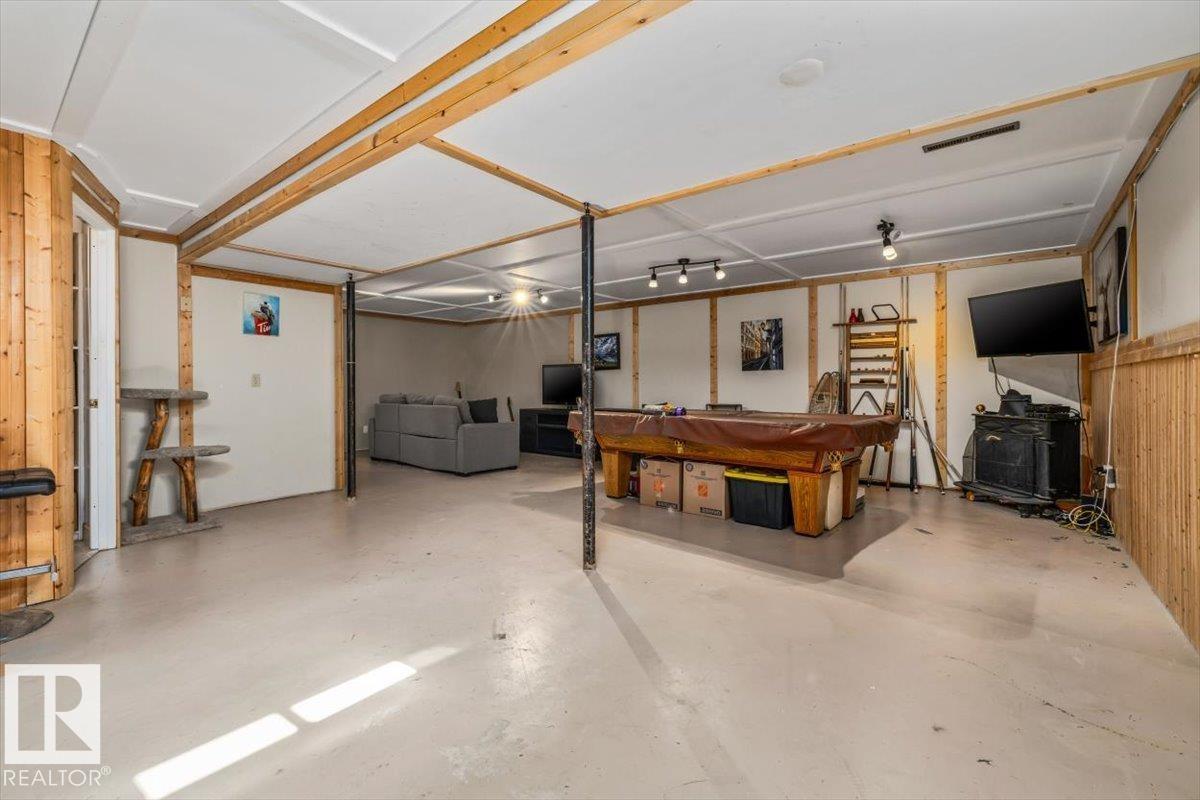 9212 93 ST
