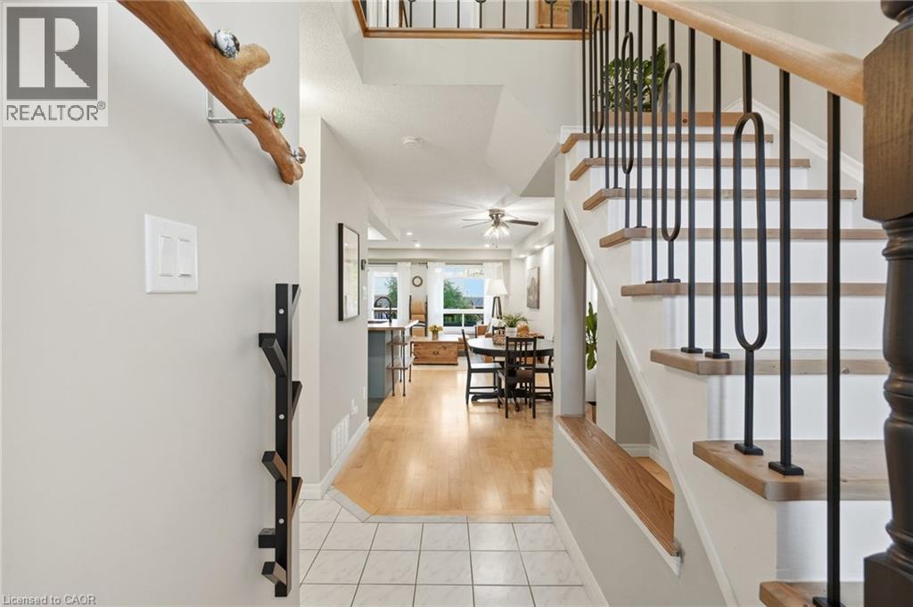 42 Kildonan Crescent, Waterdown, Ontario  L8B 0K3 - Photo 4 - 40872083