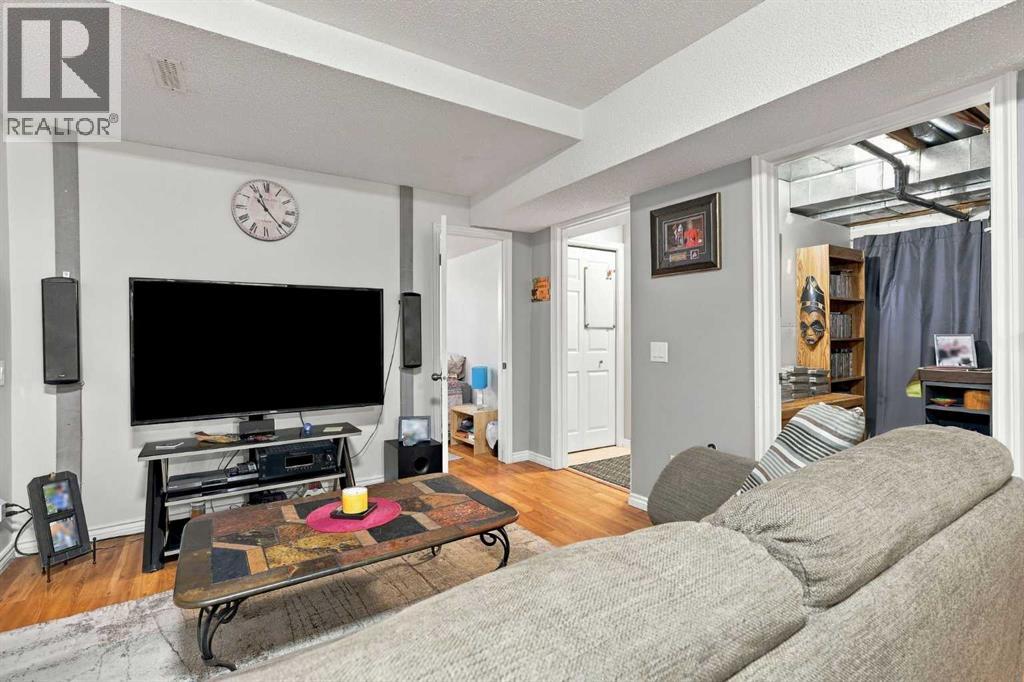16 Mckenna Place SE, Calgary, Alberta  T2Z 1Y7 - Photo 26 - A2352428
