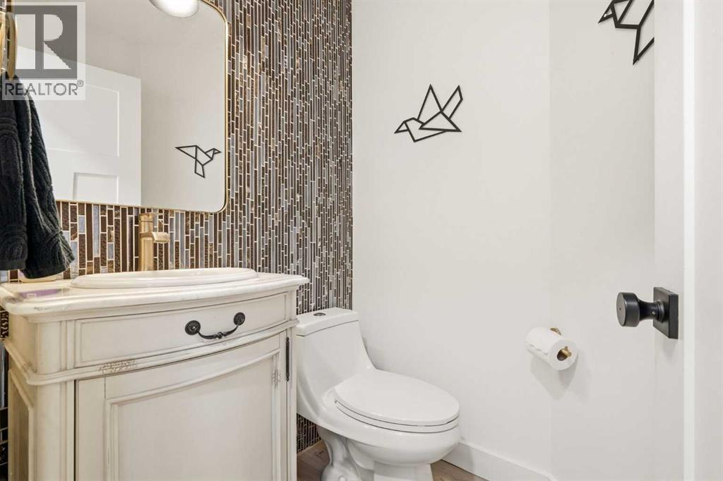 130 Chapman Close SE, Calgary, Alberta T2X 3v7 - Photo 17 - A2353408