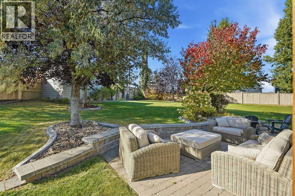 130 Chapman Close SE, Calgary, Alberta T2X 3v7 - Photo 43 - A2353408