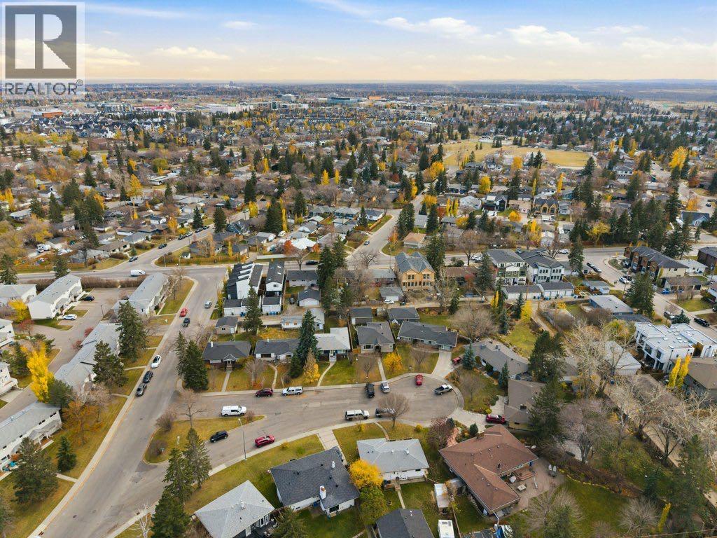 3239 Kenmare Crescent SW, Calgary, Alberta  T3E 4R4 - Photo 43 - A2354045