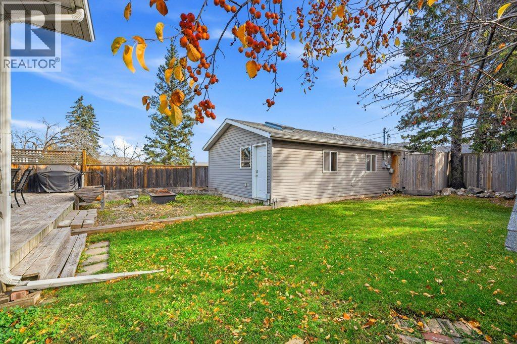3239 Kenmare Crescent SW, Calgary, Alberta  T3E 4R4 - Photo 38 - A2354045