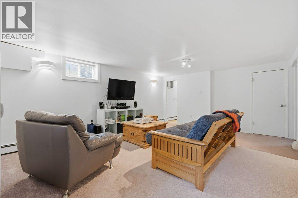 3239 Kenmare Crescent SW, Calgary, Alberta  T3E 4R4 - Photo 24 - A2354045