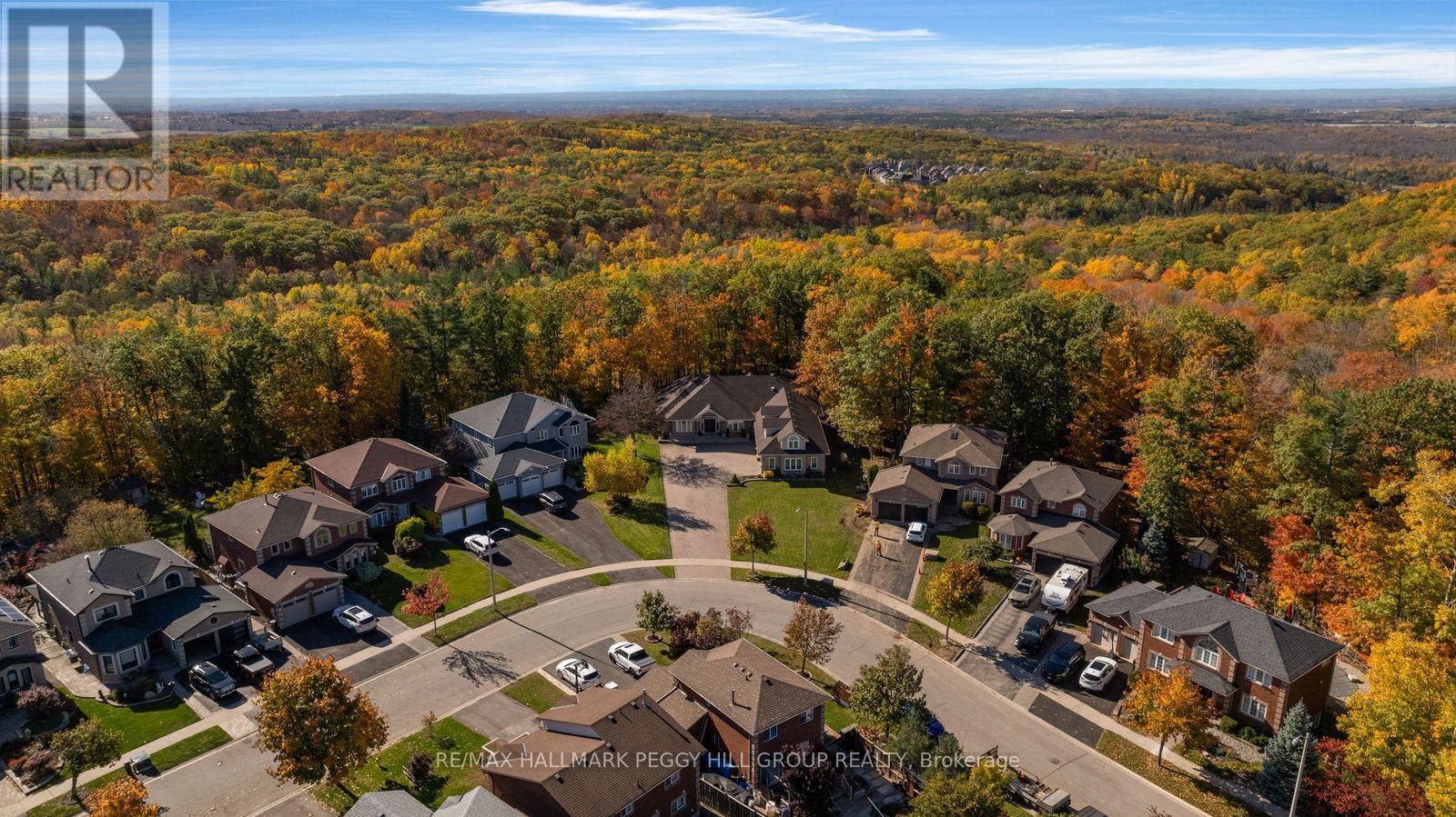 61 WHITE ELM ROAD, Barrie, Ontario