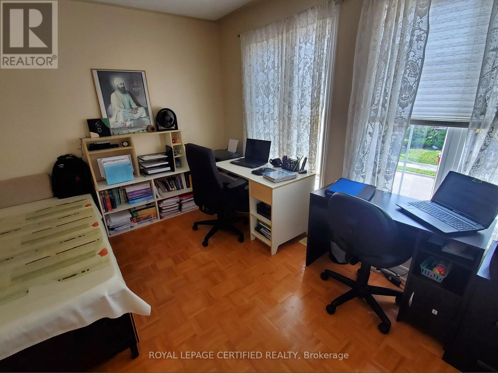 Upper Level - 35 Citadel Crescent, Brampton (Vales Of Castlemore North), Ontario  L6P 1X8 - Photo 2 - W14107048