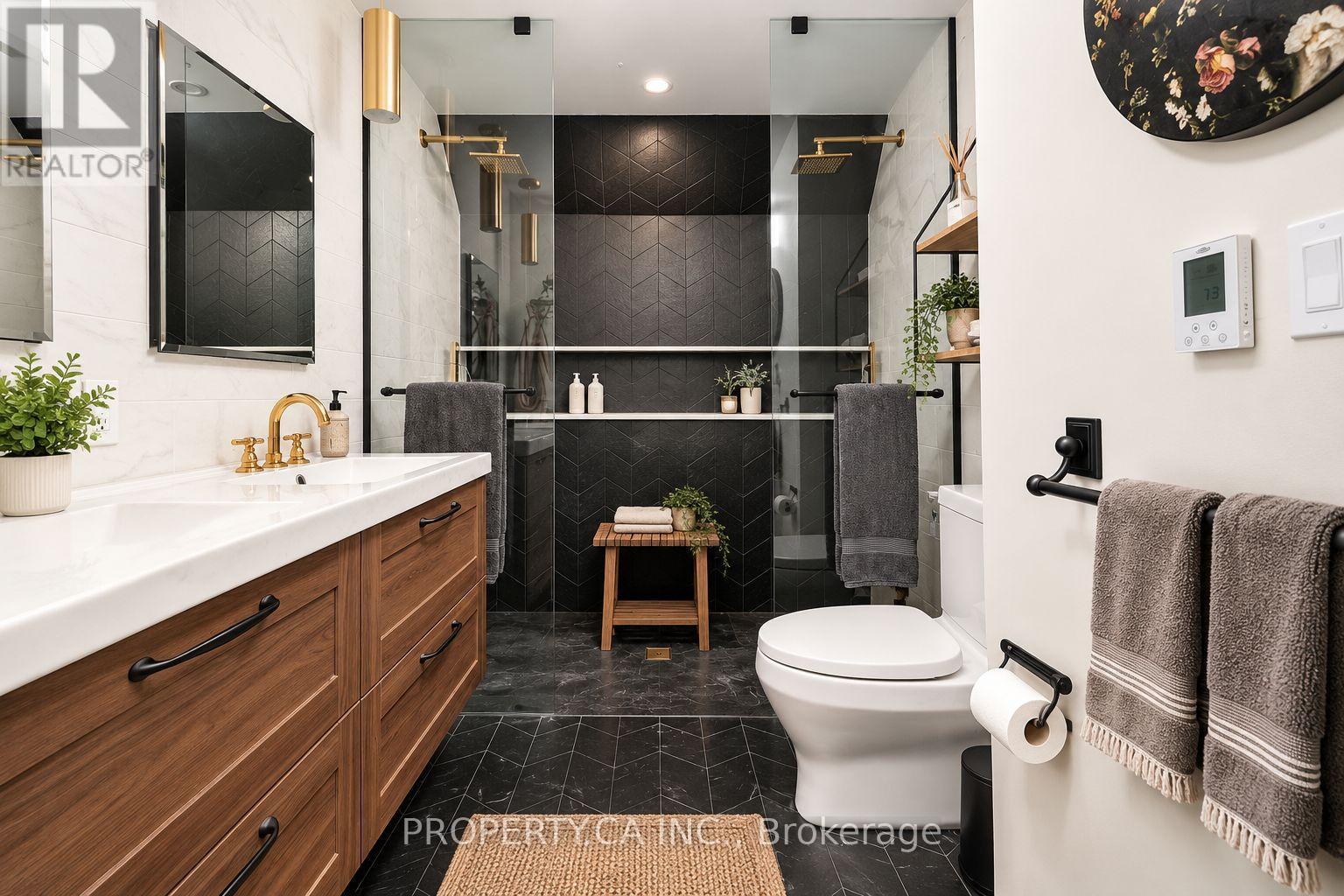 12 Sarnia Avenue, Toronto (Dovercourt-Wallace Emerson-Junction), Ontario  M6P 3P3 - Photo 13 - W14107076