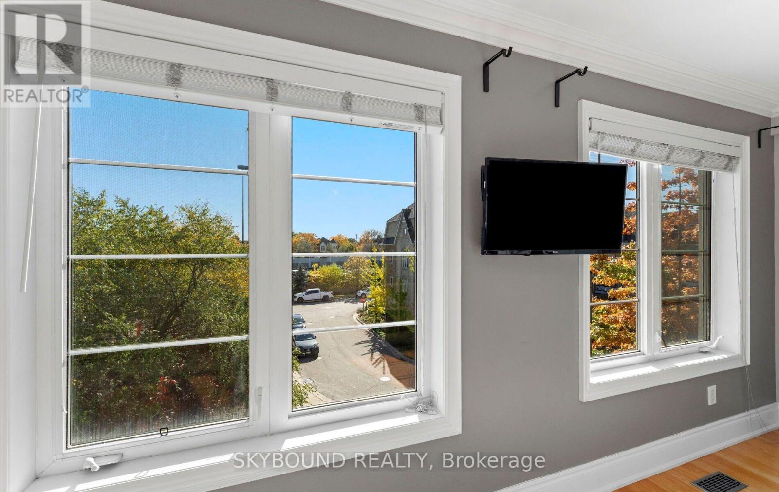 10 Gala Lane, Toronto, Ontario  M8Y 0A9 - Photo 25 - W14107096