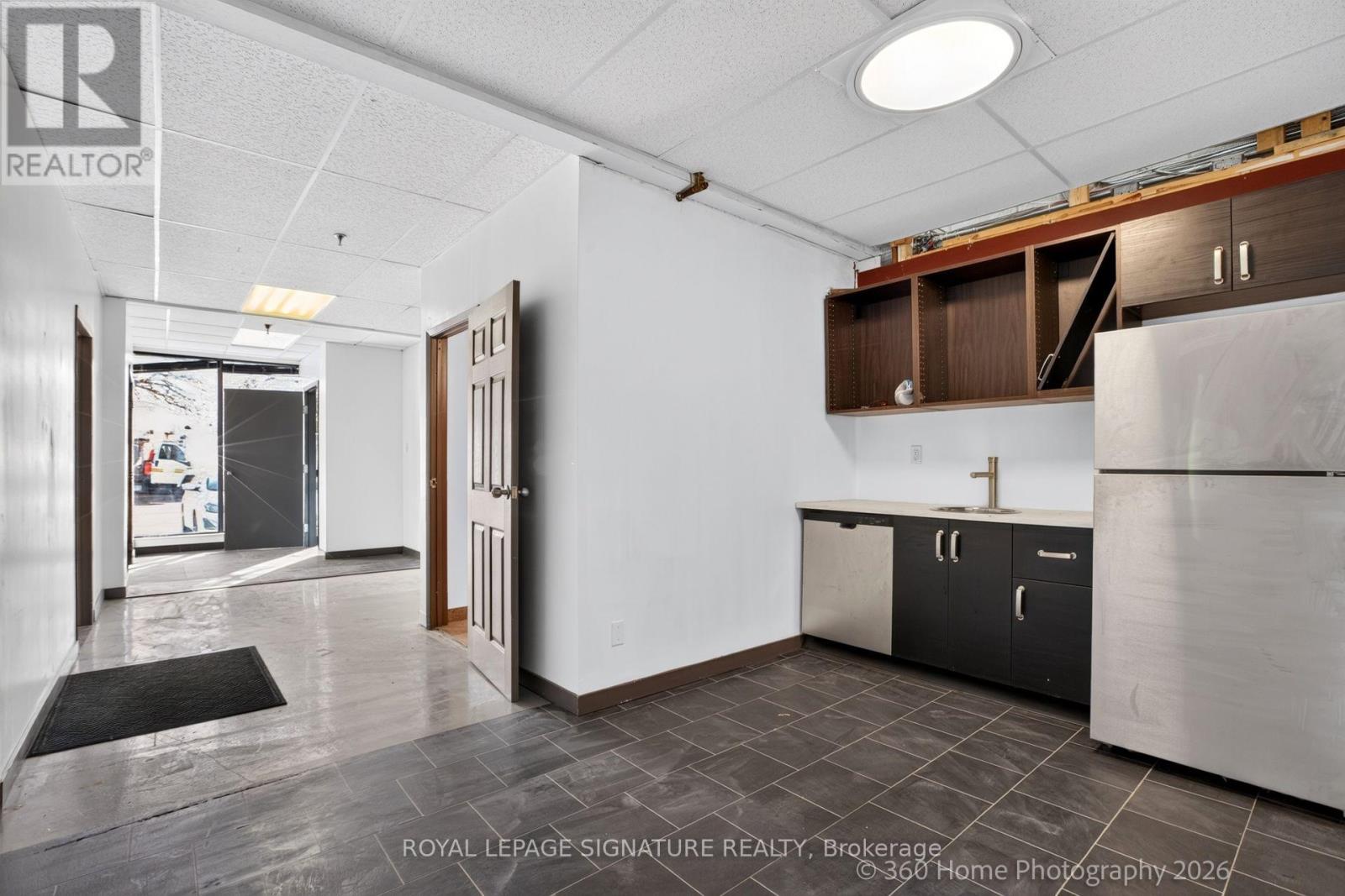 9 - 130 Industry Street, Toronto (Brookhaven-Amesbury), Ontario  M6M 5G3 - Photo 25 - W14107102
