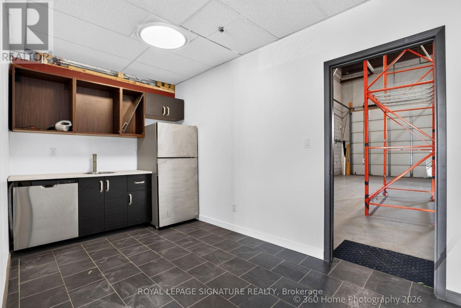 9 - 130 Industry Street, Toronto (Brookhaven-Amesbury), Ontario  M6M 5G3 - Photo 6 - W14107112