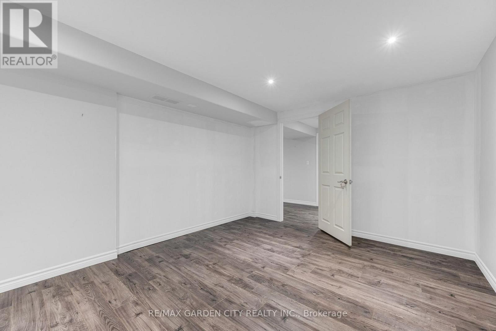 Lower - 159 Valera Drive, Hamilton, Ontario  L8E 4T1 - Photo 12 - X14106882