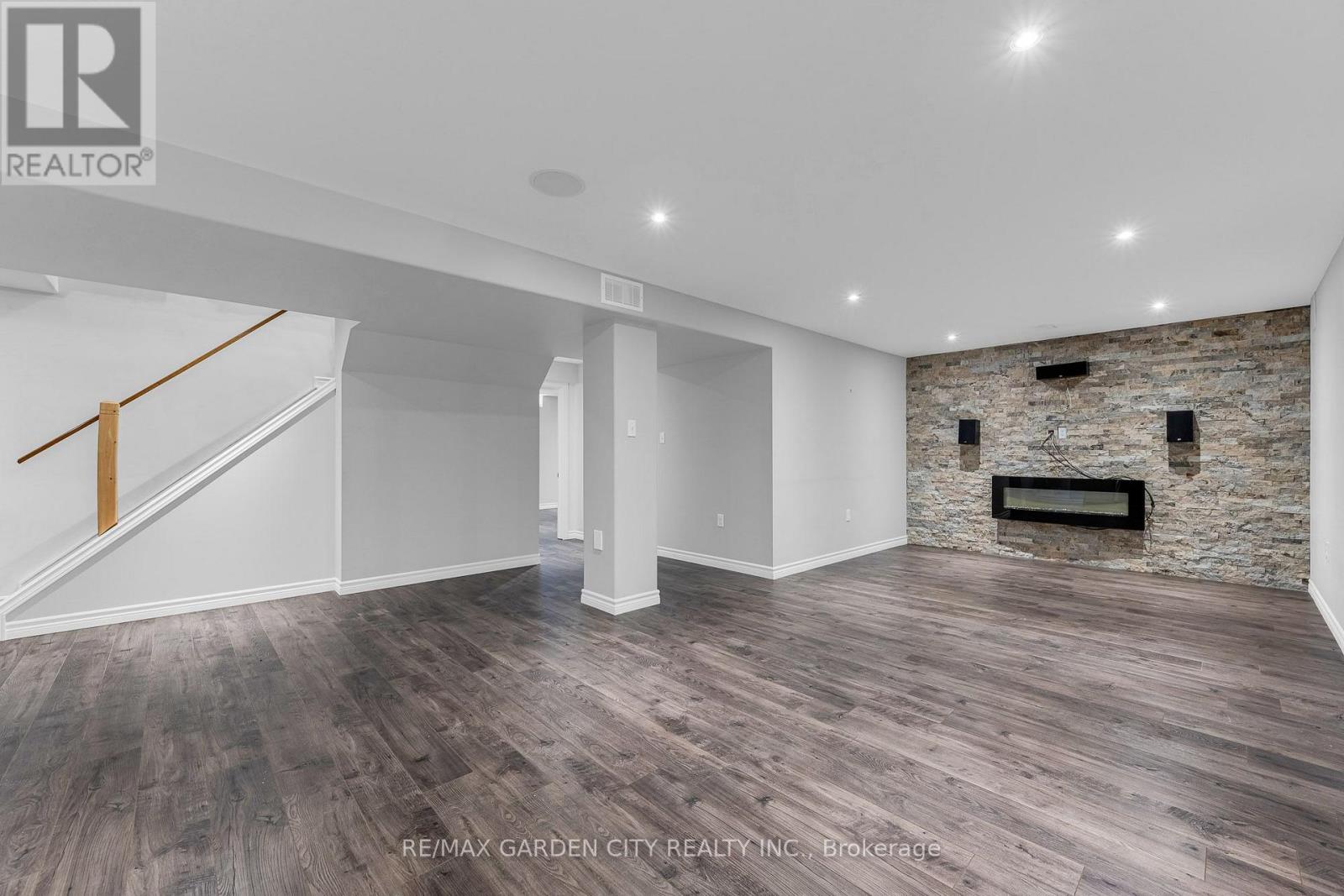 Lower - 159 Valera Drive, Hamilton, Ontario  L8E 4T1 - Photo 5 - X14106882