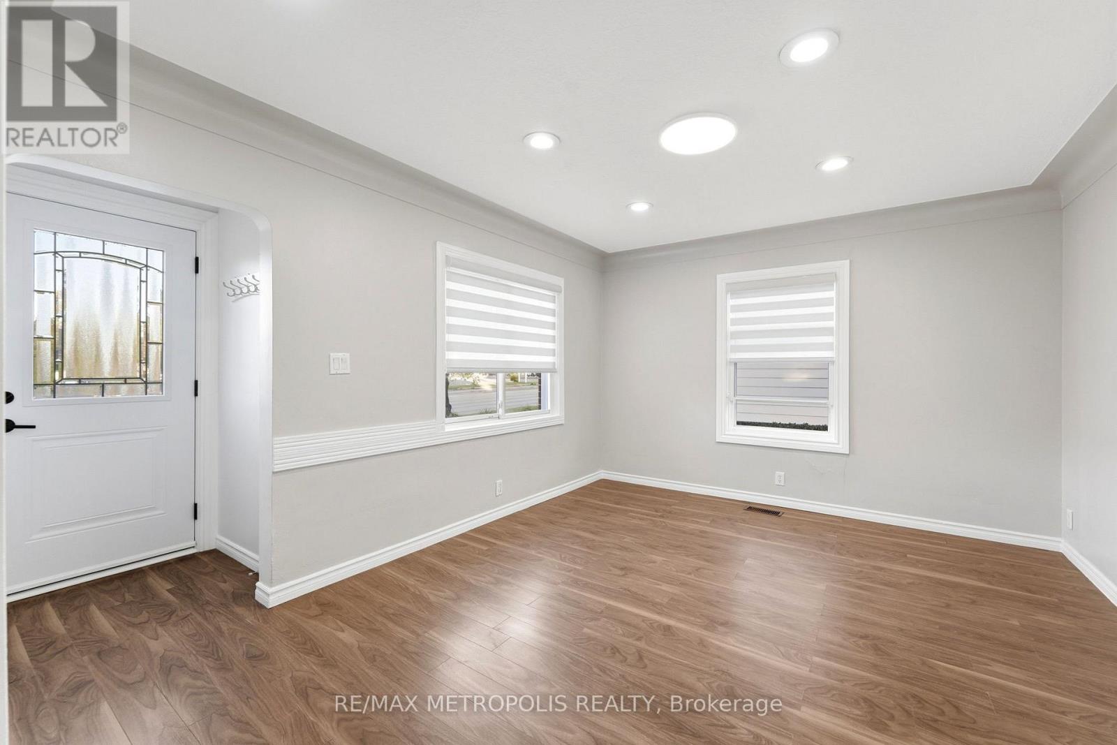 Main Fl - 56 Charing Cross Street, Brantford, Ontario  N3R 2H3 - Photo 2 - X14106964