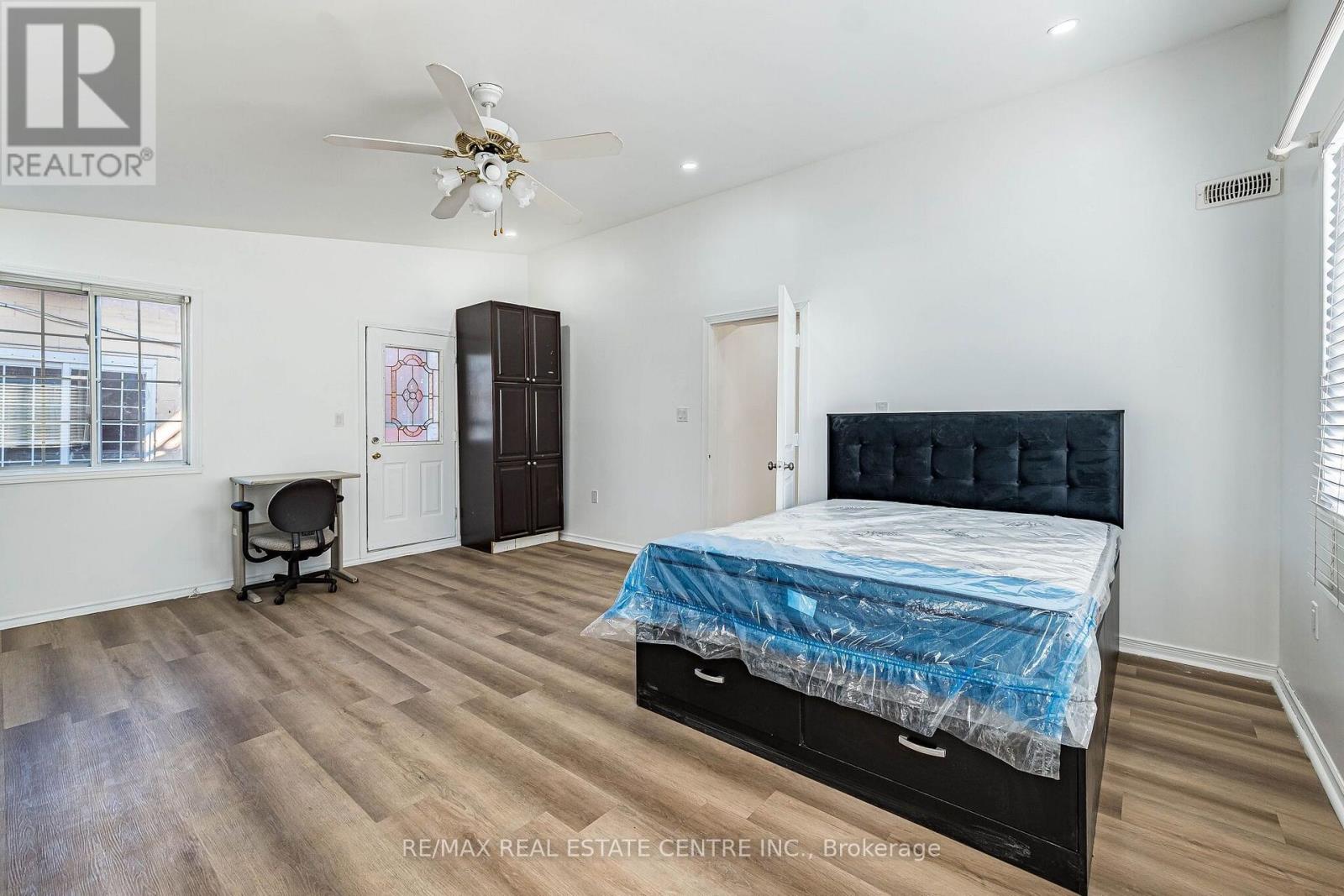 1465 Main Street E, Hamilton (Homeside), Ontario  L8K 1C5 - Photo 44 - X14106992