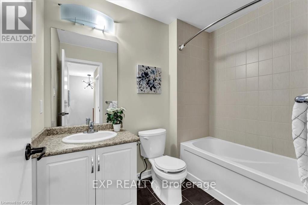 94 Crafter Crescent, Hamilton (Stoney Creek Mountain), Ontario  L8J 2V5 - Photo 14 - X14107034