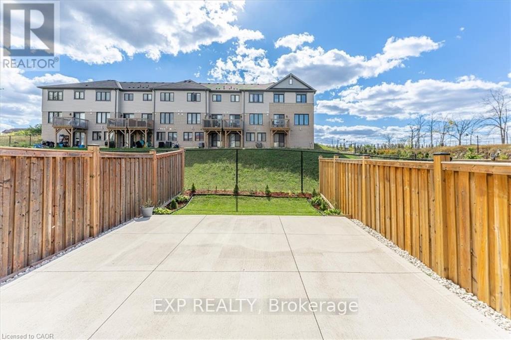 94 Crafter Crescent, Hamilton (Stoney Creek Mountain), Ontario  L8J 2V5 - Photo 16 - X14107034