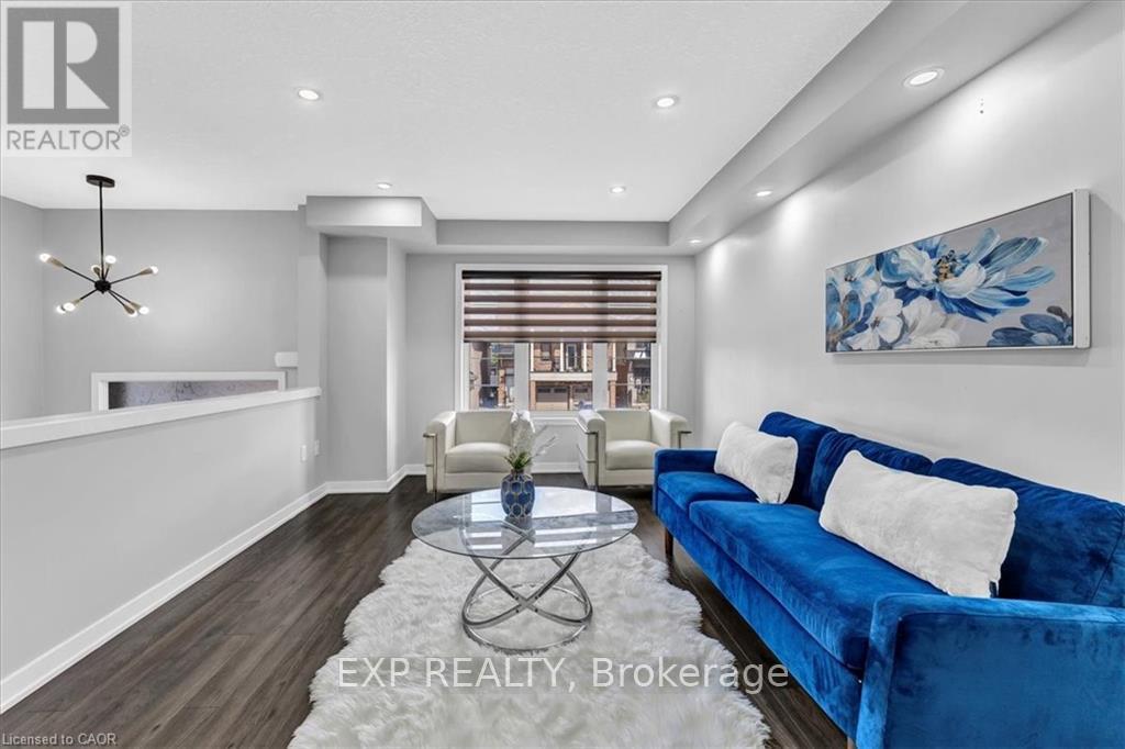 94 Crafter Crescent, Hamilton (Stoney Creek Mountain), Ontario  L8J 2V5 - Photo 4 - X14107034