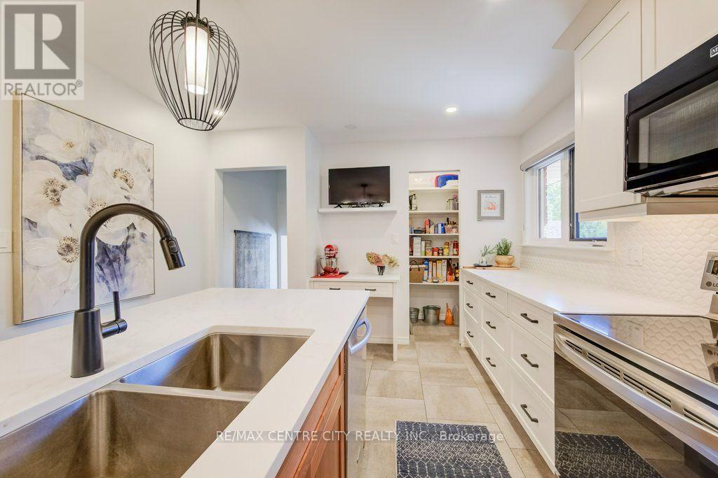 280 Hope Street E, East Zorra-Tavistock, Ontario  N0B 2R0 - Photo 14 - X13865732