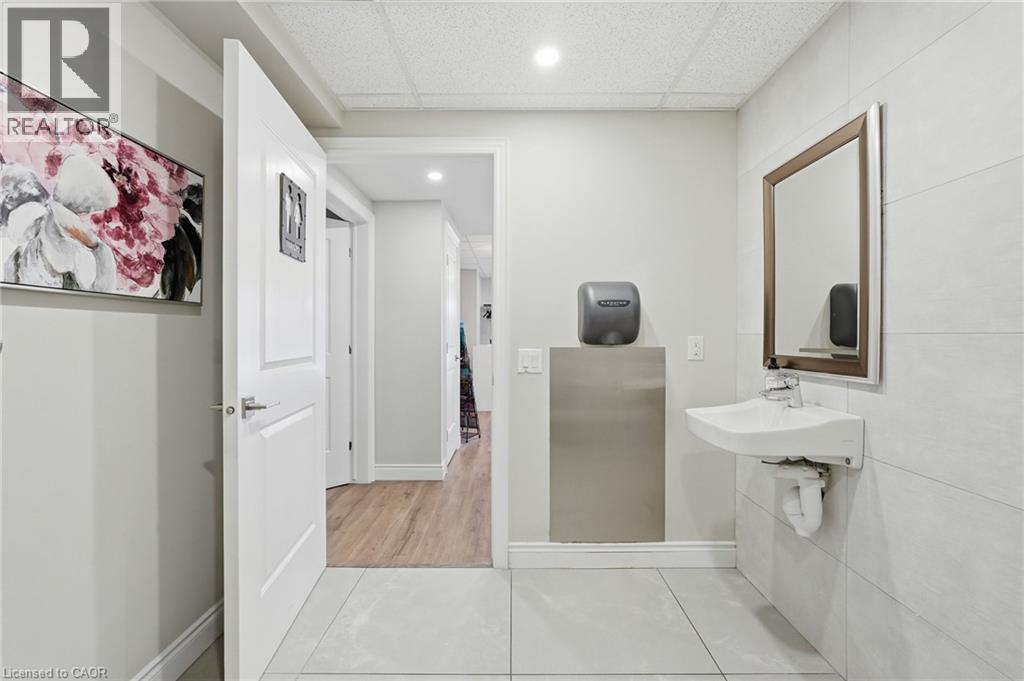 19 King Street W Unit# 1, Stoney Creek, Ontario  L8G 1H1 - Photo 13 - 40873233