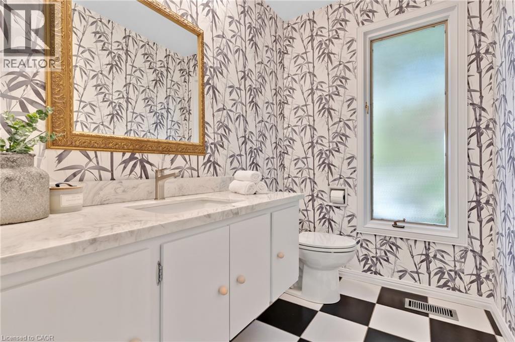 348 Browning Place, Waterloo, Ontario  N2L 2W3 - Photo 26 - 40872509