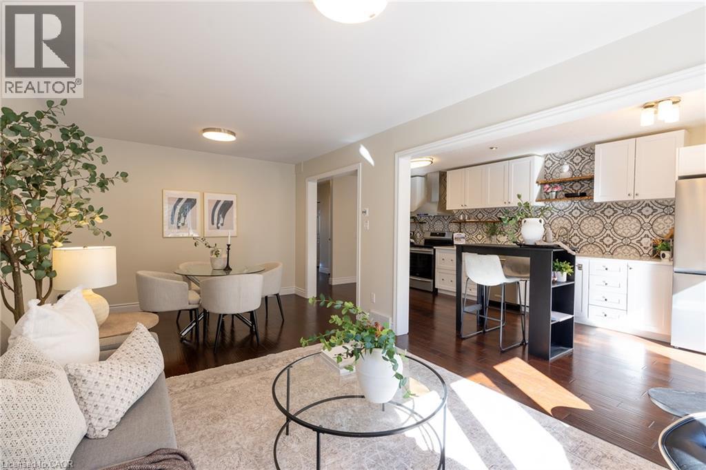 569 Violet Street, Waterloo, Ontario N2V 2T8 - Photo 9 - 40843883