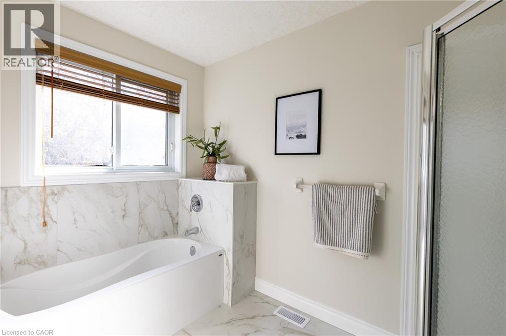 569 Violet Street, Waterloo, Ontario N2V 2T8 - Photo 21 - 40843883