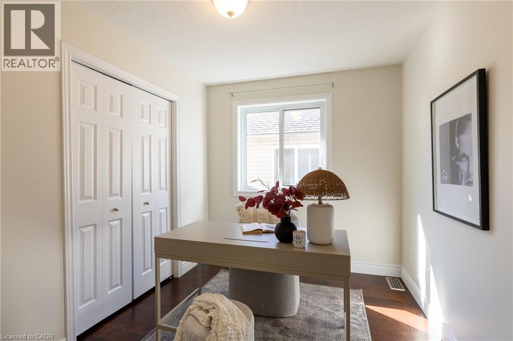 569 Violet Street, Waterloo, Ontario N2V 2T8 - Photo 25 - 40843883