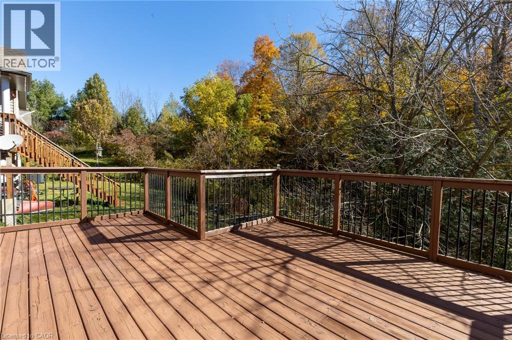 569 Violet Street, Waterloo, Ontario N2V 2T8 - Photo 33 - 40843883