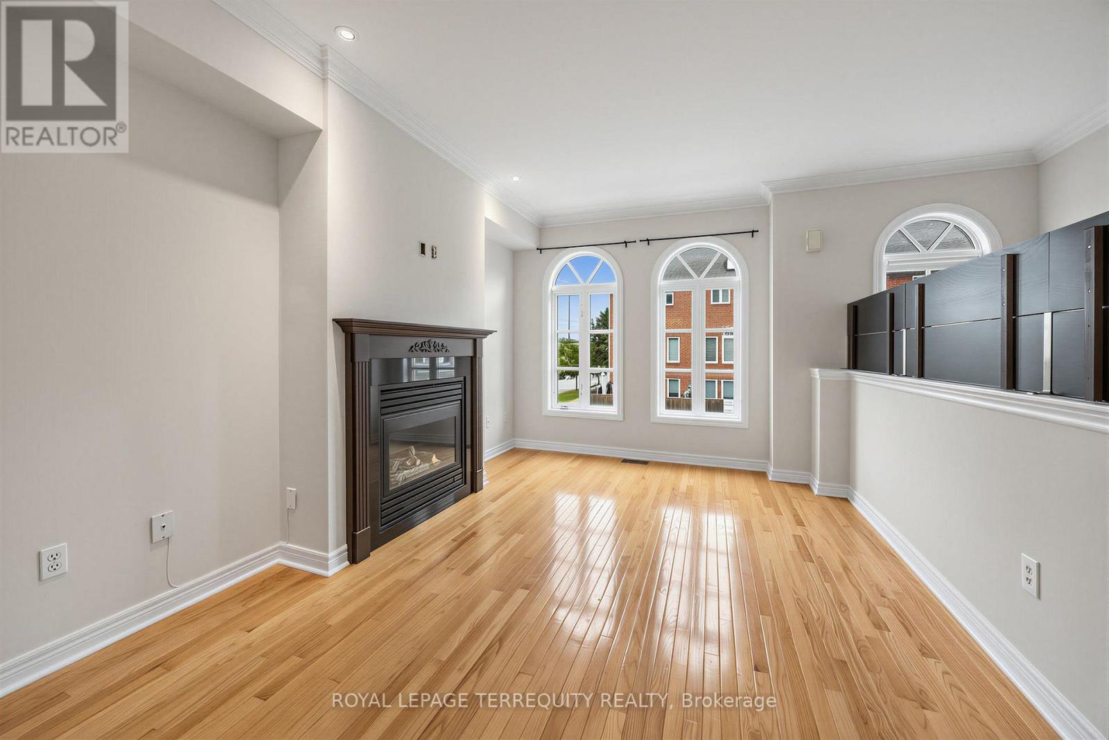 2 - 68 Superior Creek Lane, Toronto, Ontario  M8Z 6C6 - Photo 7 - W13856384