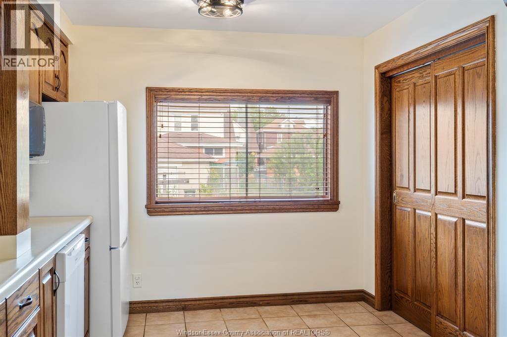 1165 Marentette, Windsor, Ontario  N9A 2A4 - Photo 34 - 26026008