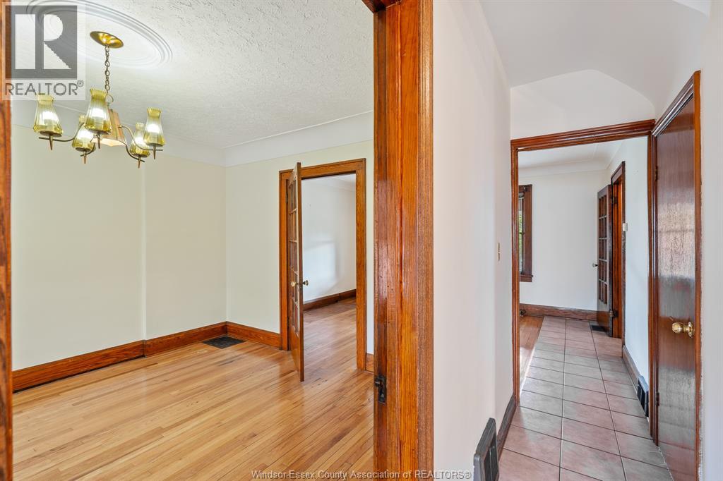 1165 Marentette, Windsor, Ontario  N9A 2A4 - Photo 35 - 26026008