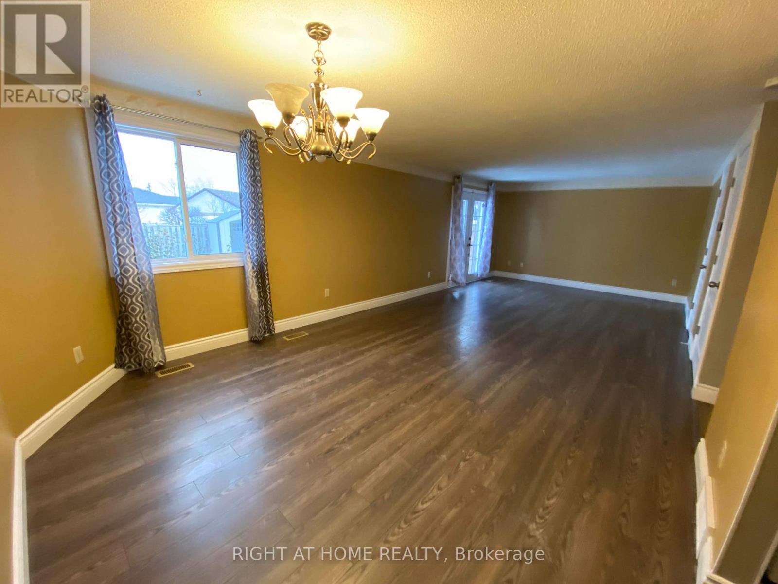 792 Homeview Road, London South, Ontario  N6C 5S6 - Photo 5 - X13756500