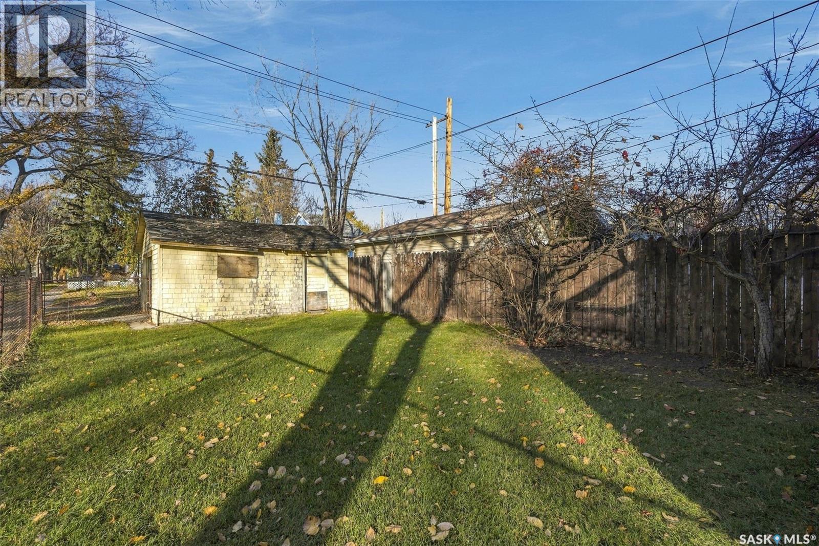 622 32nd Street W, Saskatoon, Saskatchewan  S7L 0T2 - Photo 39 - SK051727