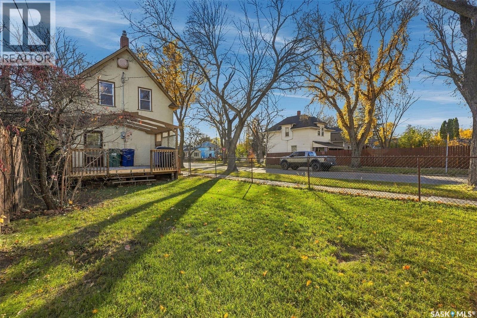 622 32nd Street W, Saskatoon, Saskatchewan  S7L 0T2 - Photo 41 - SK051727