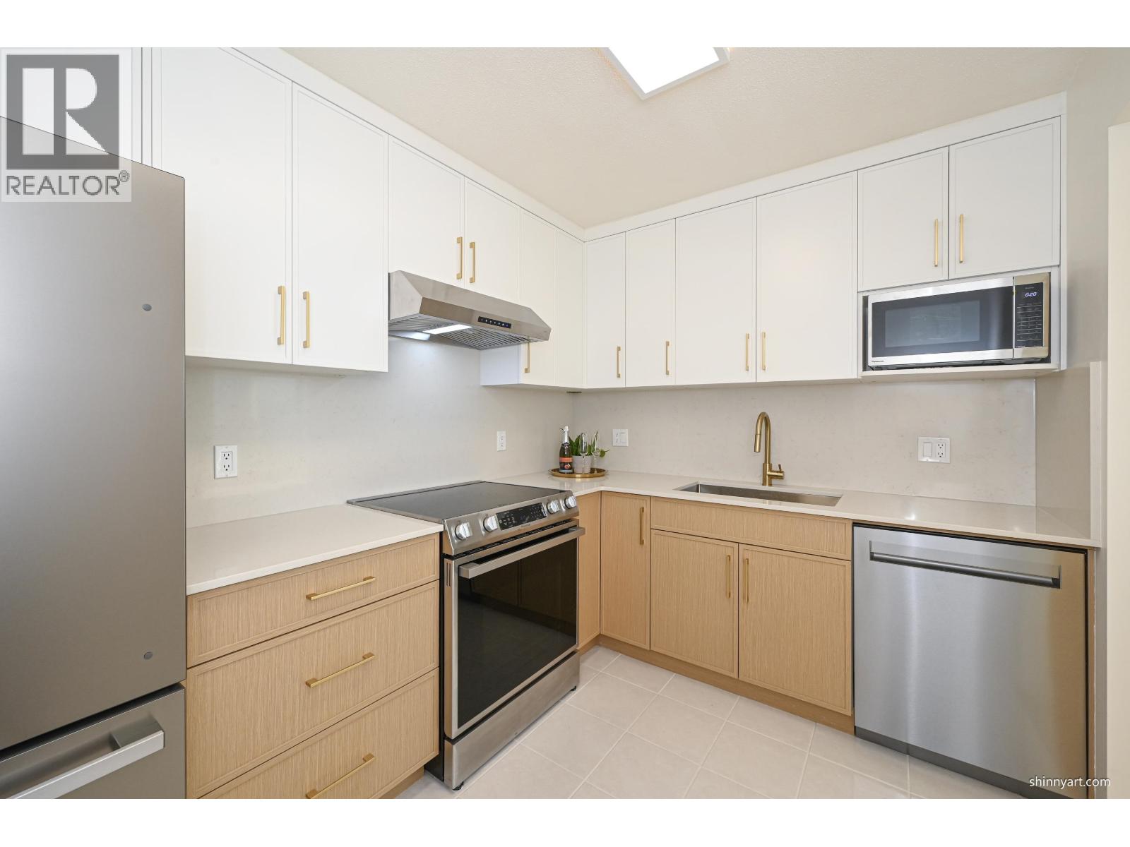 604 5833 Wilson Avenue, Burnaby, British Columbia  V5H 4R8 - Photo 9 - R3174273