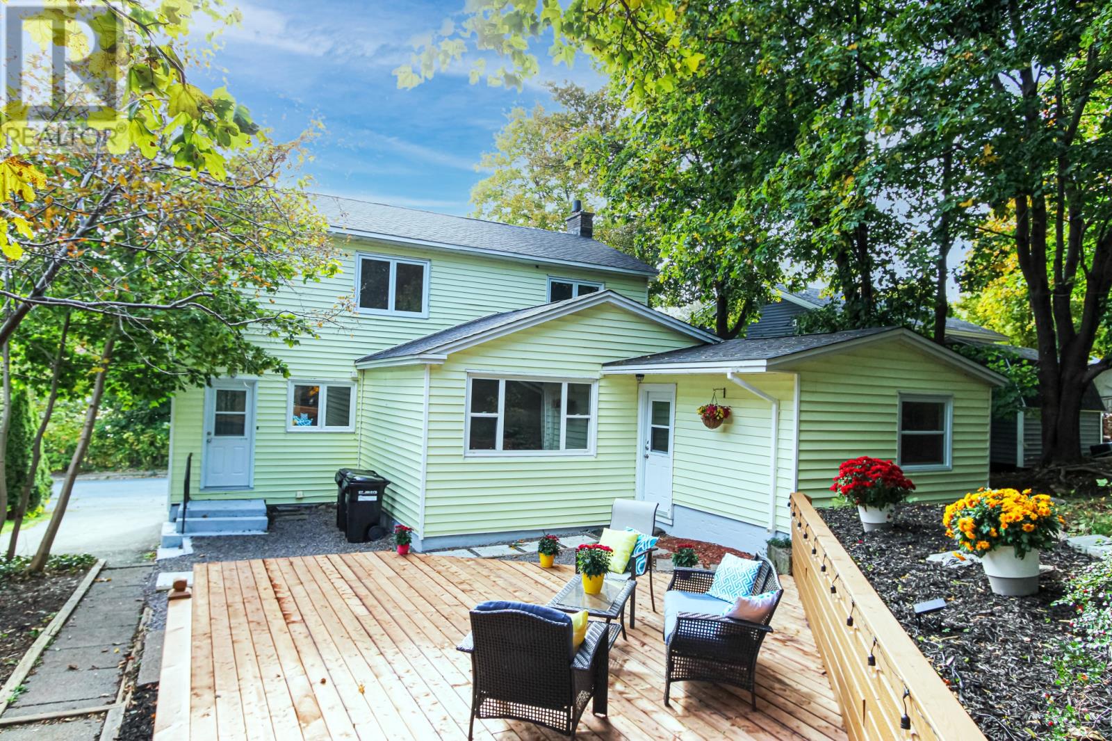 102 Topsail Road, St. John's — photo 8
