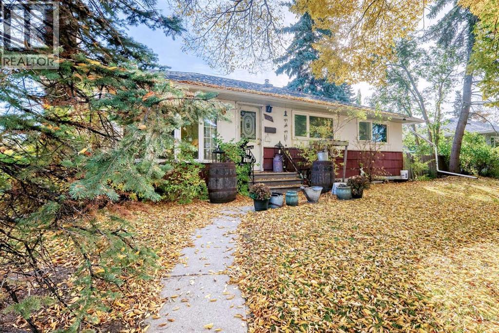 1936 45 Street SW, Calgary, Alberta T3E 3S7 - Photo 3 - A2350466