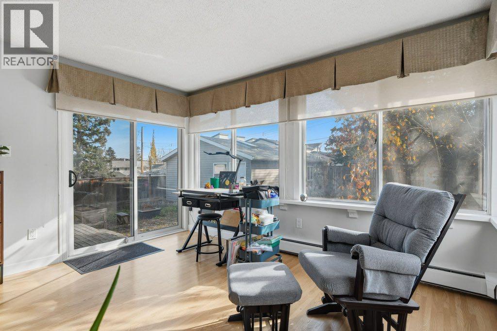 3239 Kenmare Crescent Sw, Calgary, Alberta  T3E 4R4 - Photo 7 - A2354045